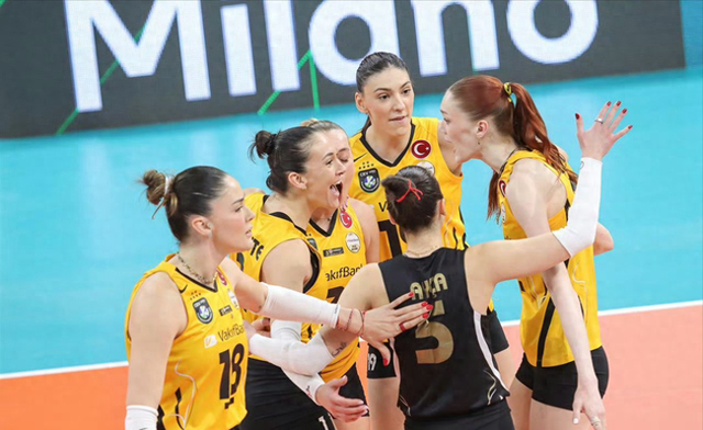 马尔科娃追平得分纪录！瓦基弗13连胜占晋级先机，艾格努38分|瓦基弗银行|卡绍特|博斯科维奇|比赛|女排欧冠_新浪体育_新浪新闻