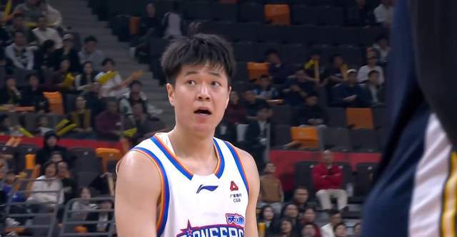 星空体育app下载-有惊无险！广东轻取鱼腩，胡明轩末节独砍11分，杜锋给老帅上一课