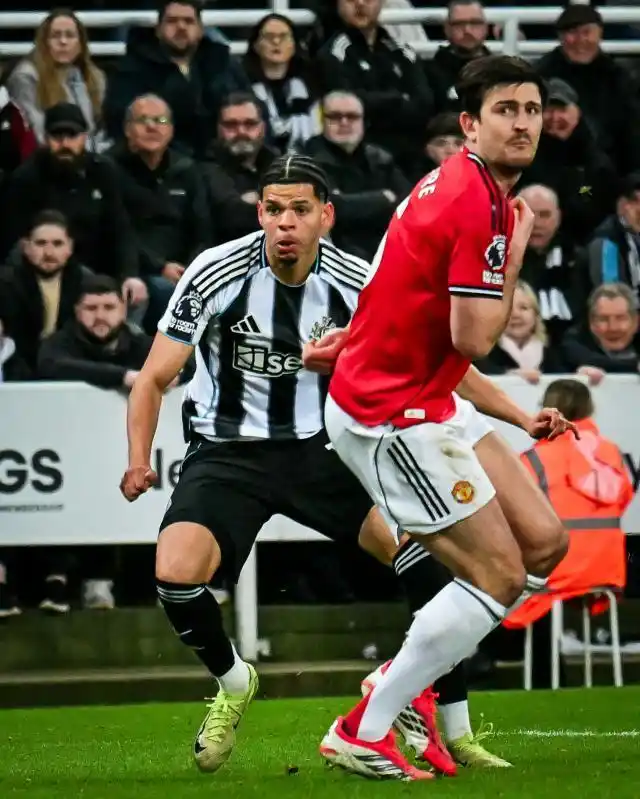 星空体育直播-曼联1-2纽卡，11人踢10人被绝杀，输的一点不亏